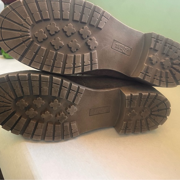 Bass Aubrey winter boot leather brown bootie with faux  fur. New without Box - Picture 7 of 9